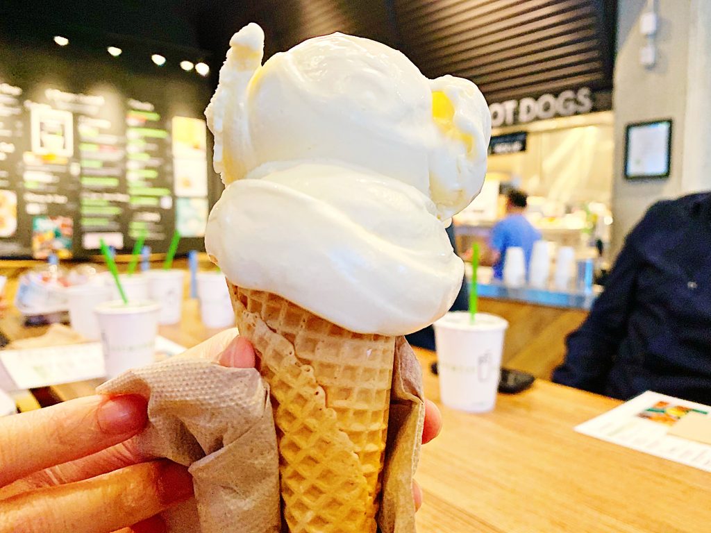 バニラコーン（Vanilla Cone）