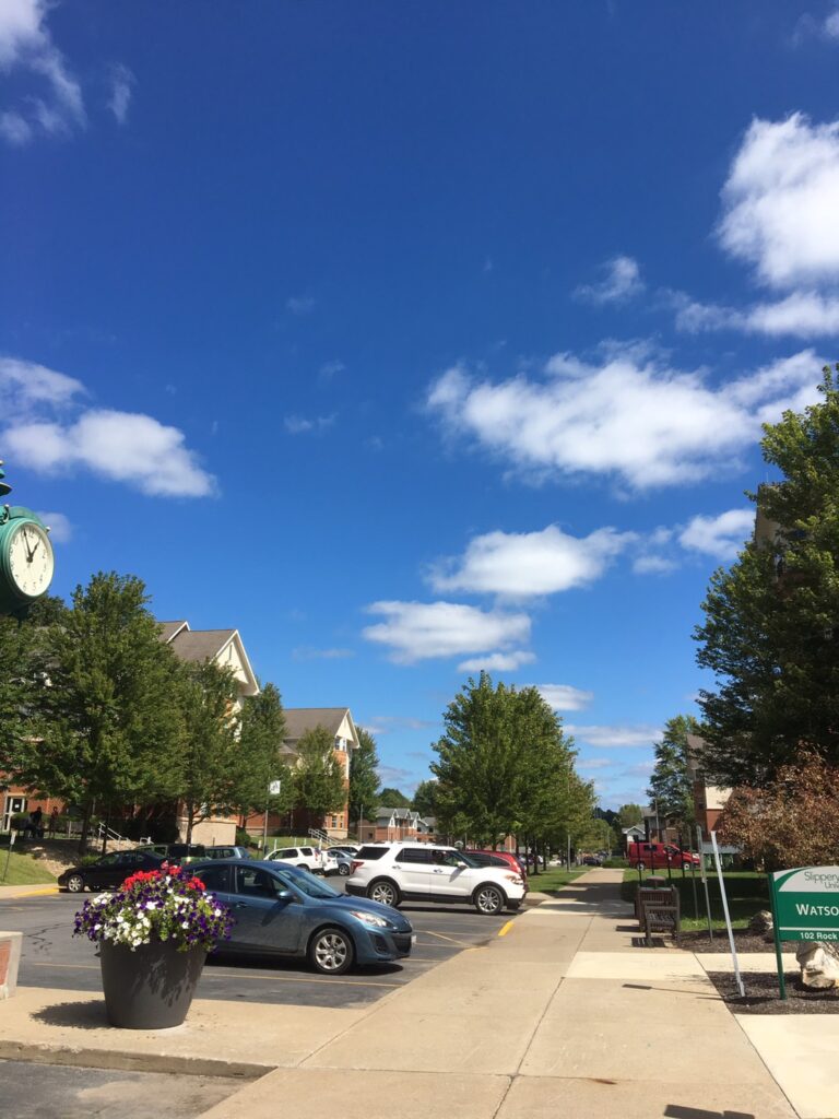 スリッパリーロック大学の風景