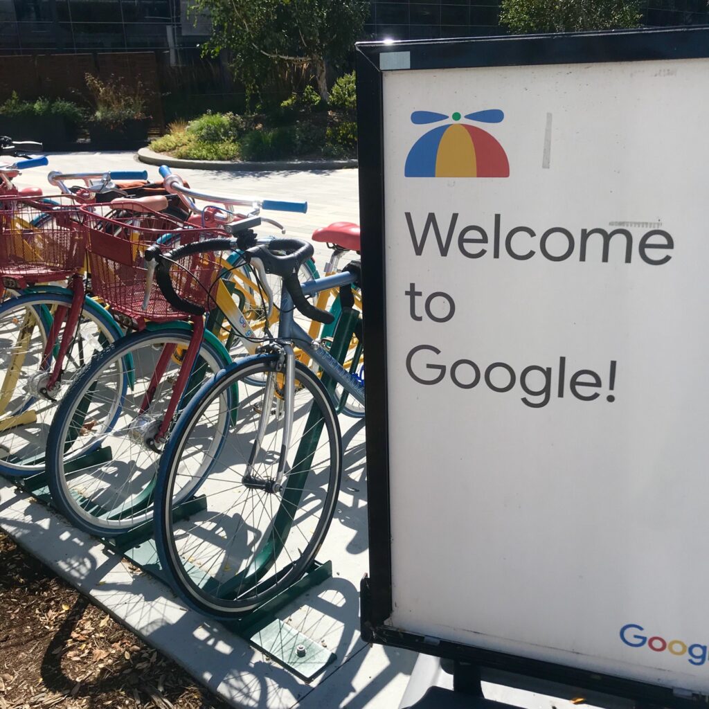 デ・アンザ・カレッジ周辺の様子