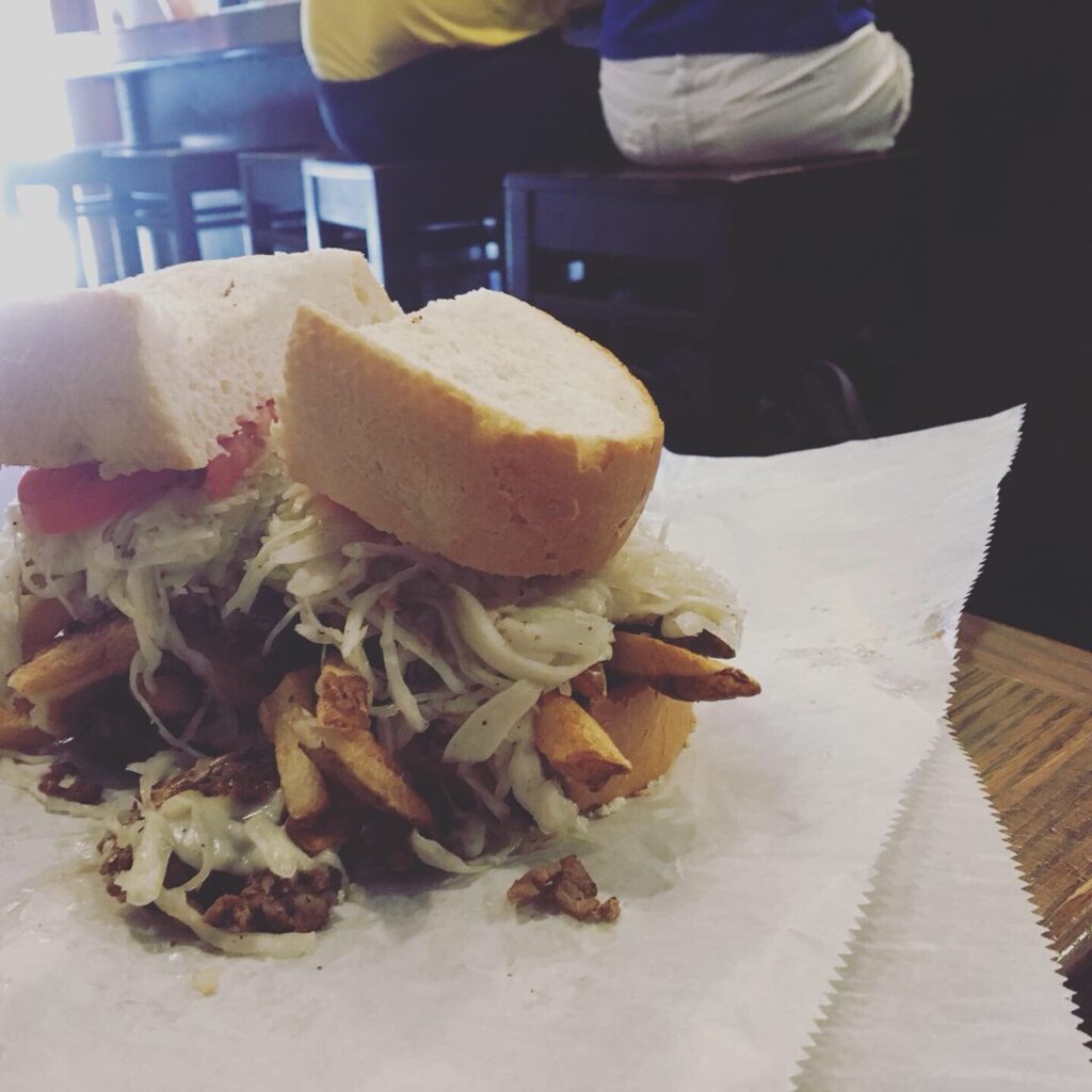 スリッパリーロック大学の様子