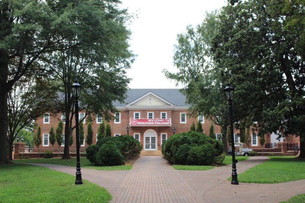 ノースカロライナ州グリーンズボロにあるギルフォード大学に留学する名取さん